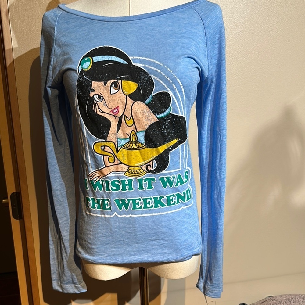 Disney m Blue Long Sleeve Top with Jasmine Graphic